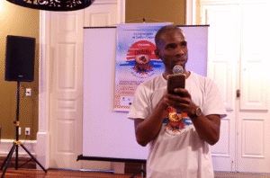 Sequência 01.00_12_26_06.Quadro009 trat